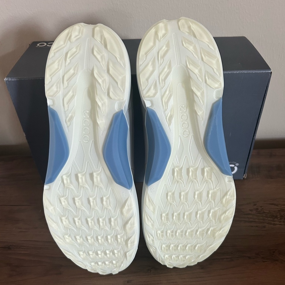 Ecco Men’s Biom H4 Golf Shoes-Leather-Gore-Tex-Concrete-Various Sizes NIB - Picture 9 of 10